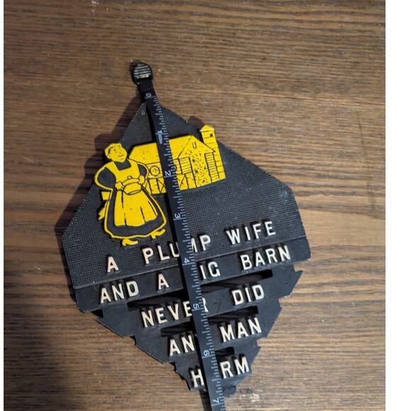 A Plump Wife and a Big Barn Never Did Any Man Harm Vintage Trivet - Picture 3 of 3